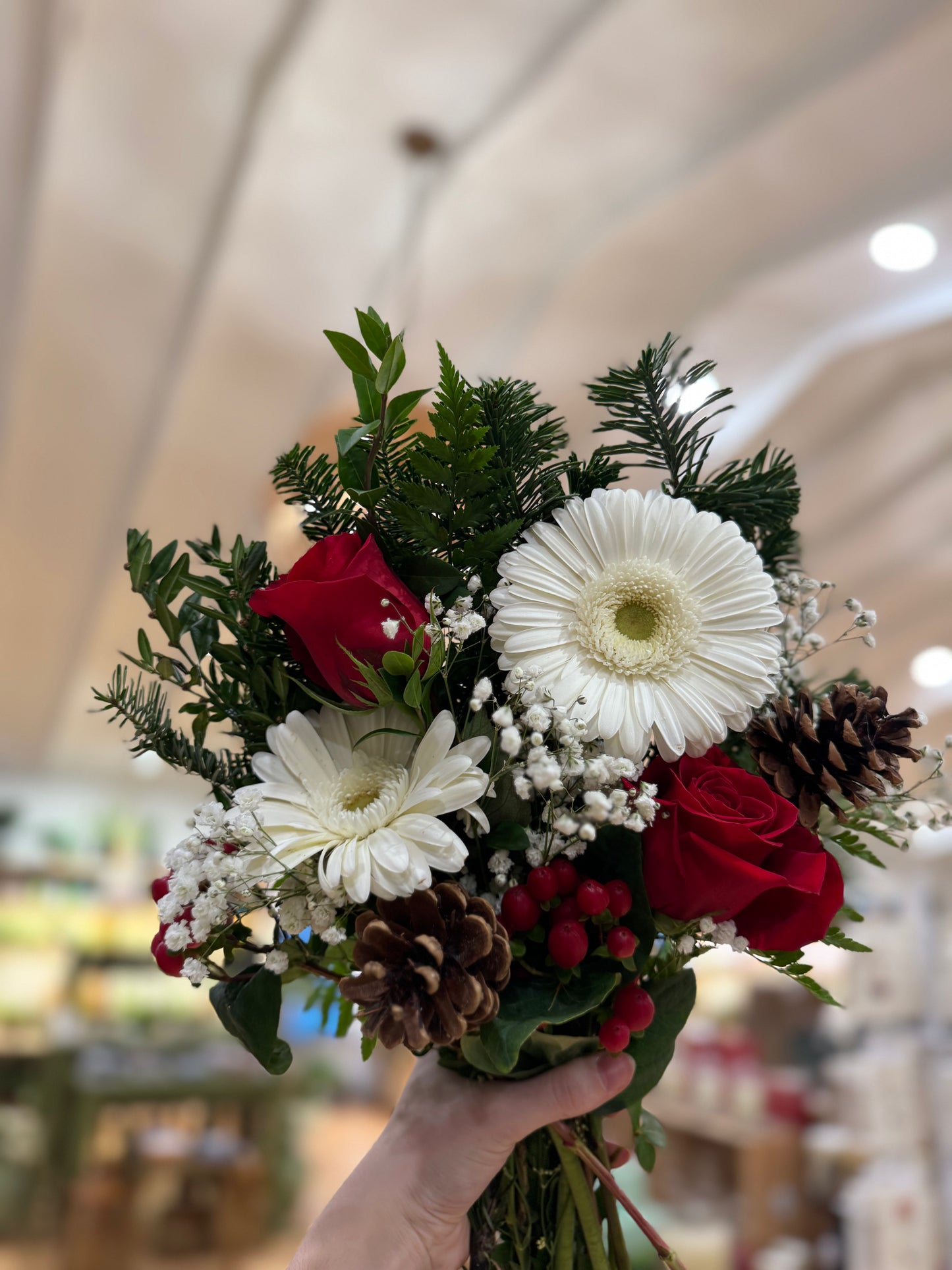 Featured Handheld Bouquet of the Month - December: Merry & Bright
