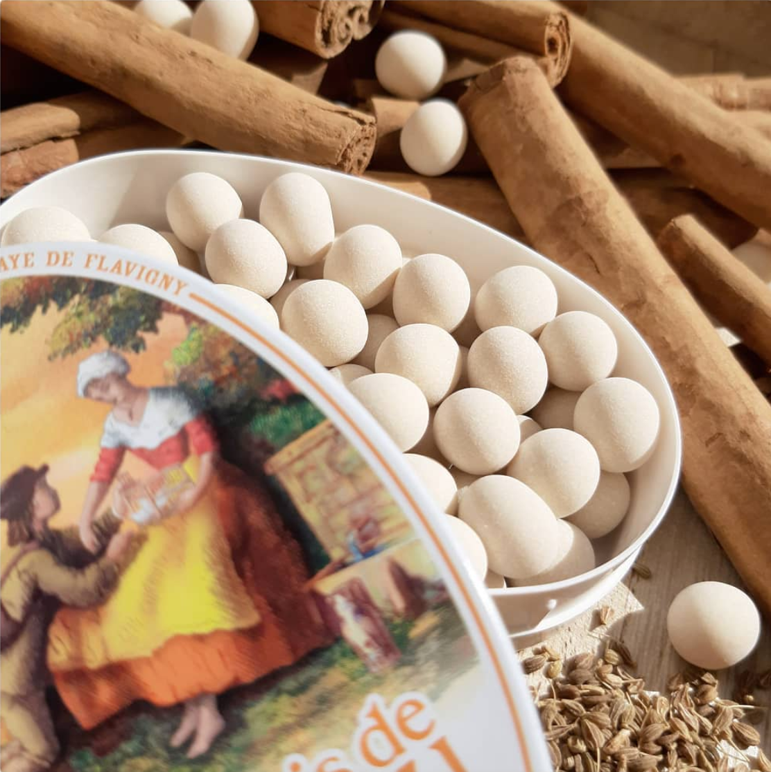 Anis De Flavigny Candies in Oval Tins: Coffee