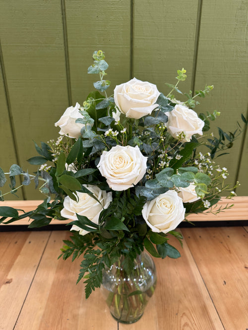 Carol Holly Bouquet - Dozen Roses Arrangement