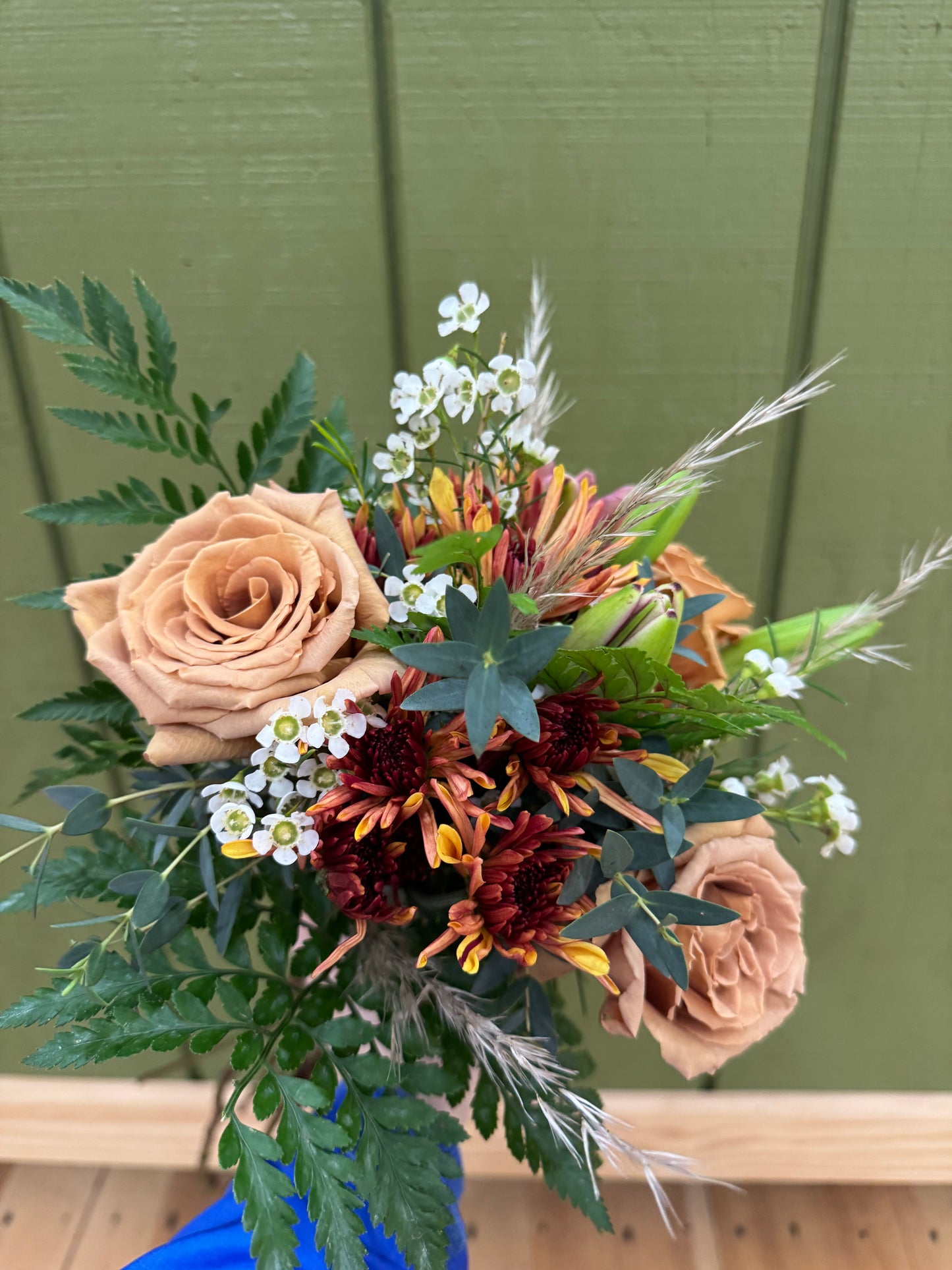 Featured Handheld Bouquet of the Month - November: Sweater Weather!